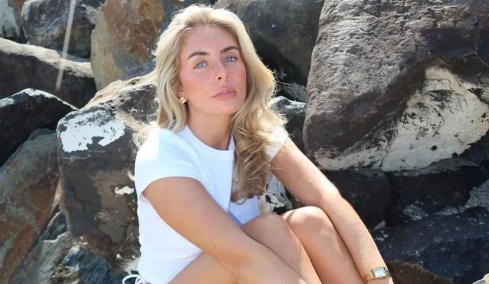 Έγκυος η πορνοστάρ Bonnie Blue μετά το «challenge» με 400 άντρες