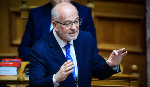 Φλωρίδης: Αν κάποιες εξετάσεις στις σορούς των θυμάτων των Τεμπών δεν μπορούν να γίνουν στην Ελλάδα, θα πάμε σε εργαστήρια του εξωτερικού