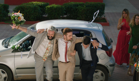 «Φίλοι Για Πάντα»: Μια κωμωδία για το πόσο μακριά αντέχει να φτάσει η φιλία