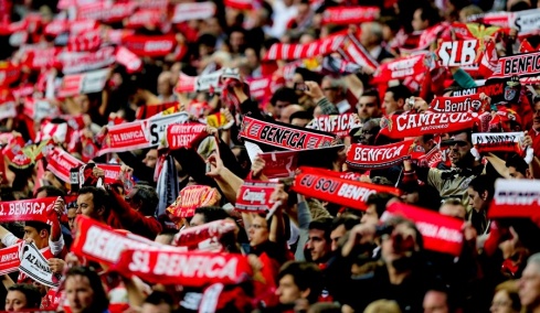 Η Μπενφίκα έκοψε το γήπεδο σε πέντε οπαδούς για ρατσιστικές συμπεριφορές με τη Ρεάλ Μαδρίτης
