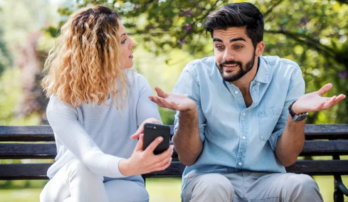Μήπως είναι ψυχοπαθής; 5 σημάδια ότι ο σύντροφός σας βρίσκεται στο όριο