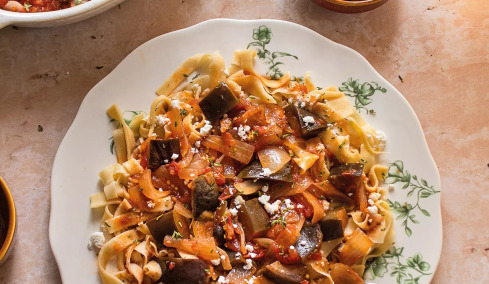 10 χορταστικές συνταγές χωρίς κρέας για το κυριακάτικο τραπέζι