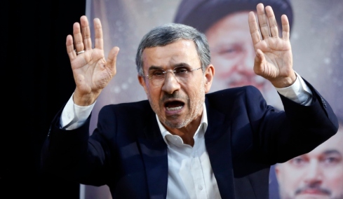 Νεκρός ο πρώην πρόεδρος του Ιράν Αχμαντινετζάντ από τις ισραηλινές αεροπορικές επιδρομές, σύμφωνα με ιρανικά ΜΜΕ
