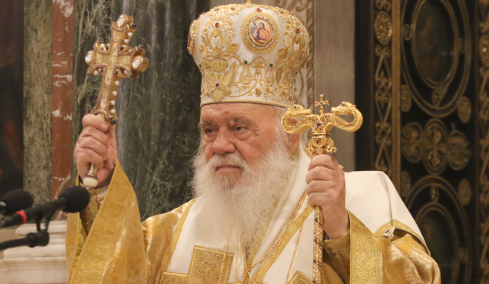 Εκκλησία της Ελλάδος: Δεν το κουνάει ο Ιερώνυμος, θέλει να ξεπεράσει και τον Σεραφείμ