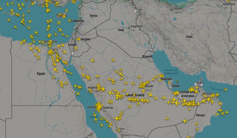 Ανησυχία για τις πτήσεις που αναχωρούν από το Άμπου Ντάμπι, δεκάδες χιλιάδες τις παρακολουθούν online μετά το άνοιγμα των αεροδρομίων