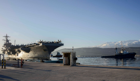 Προσήχθη Γεωργιανός  για κατασκοπεία στη Σούδα