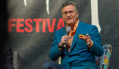 Ο πρωταγωνιστής του Evil Dead Μπρους Κάμπελ ανακοίνωσε ότι διαγνώστηκε με καρκίνο