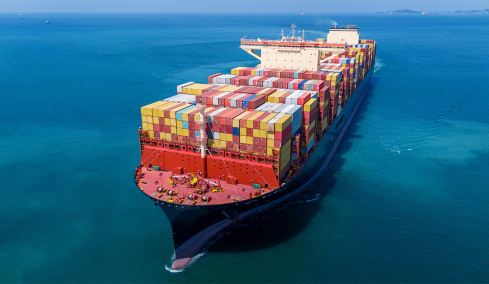 Το μεγαθήριο των θαλασσών: Μετέφερε πάνω από 22.000 κοντέινερ το μεγαλύτερο πλοίο στον κόσμο