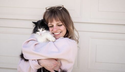 Μήπως αγαπάμε τα κατοικίδιά μας με λάθος τρόπο; Ο κίνδυνος του ανθρωπομορφισμού