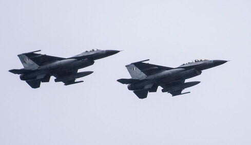 Δύο ελληνικά F-16 αναχαίτισαν drone στον εναέριο χώρου του Λιβάνου πριν μπει στην Κύπρο, δείτε βίντεο