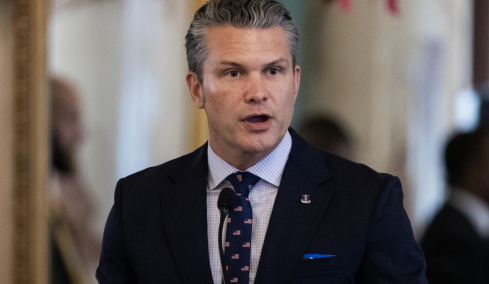 Χέγκσεθ για Ιράν: Είναι τελειωμένοι και το ξέρουν, έρχονται περισσότερα κύματα επιθέσεων, μόλις ξεκινήσαμε