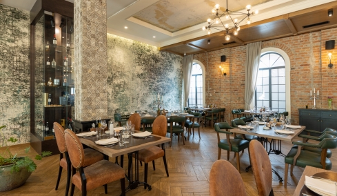 Χρυσοί Σκούφοι 2026: Αυτά είναι τα 132 εστιατόρια που είναι υποψήφια για τα φετινά βραβεία
