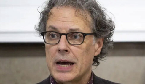 Πατέρας 14χρονης που είδε 2.000 posts αυτοκτονίας πριν πεθάνει: «Μην κλείσετε τα social media»