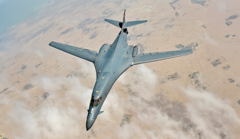 Οι ΗΠΑ έστειλαν στη Βρετανία τα υπερηχητικά βομβαρδιστικά B-1, κίνηση που μπορεί να προμηνύει τη «μεγάλη επίθεση»