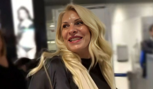 Ελένη Μενεγάκη: «Εσύ είσαι καινούρια;» απάντησε σε δημοσιογράφο που τη ρώτησε για την τηλεοπτική της επιστροφή