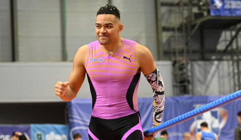 Φοβερός Καραλής στη Ρουέν: Πρώτος με άλμα στα 6,06μ, άγγιξε τα 6,20μ 