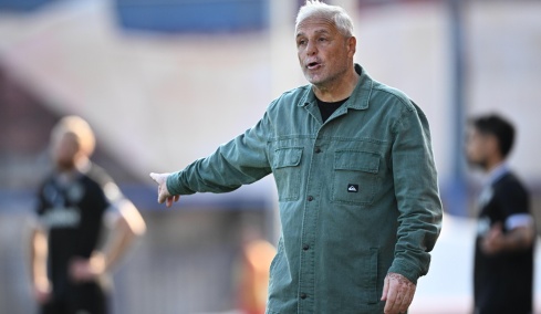 Βοσνιάδης: «Δίκαια την άνοδο η Καλαμάτα, είναι η καλύτερη ομάδα»
