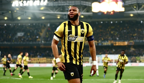 Έπαιξε με τη φωτιά αλλά κέρδισε 1-0 την ΑΕΛ και επέστρεψε στην κορυφή η ΑΕΚ, δείτε το γκολ 