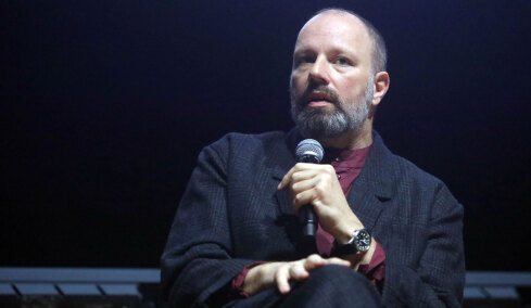 Μέσα απ’ το φωτογραφικό φακό του Γιώργου Λάνθιμου: «Κάθε σημαντικό πράγμα στη ζωή μου είναι μια εικόνα»