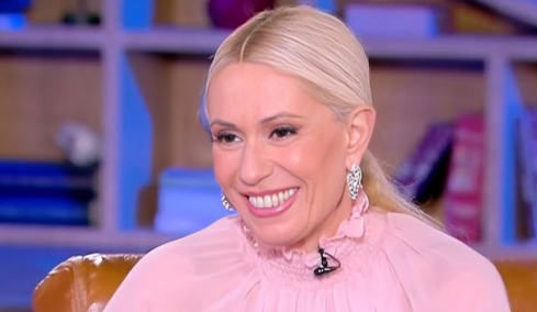 Μαρία Μπακοδήμου: Μου έχουν «φορέσει» με το ζόρι συνεργάτη, δεν το ήξερε ότι είναι βύσμα