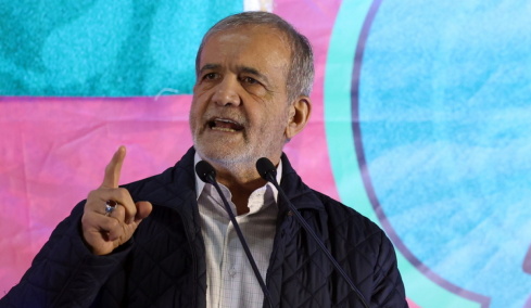 Ο Πεζεσκιάν απαντά στον Τραμπ για παράδοση άνευ όρων: Ένα όνειρο που θα πάρετε στον τάφο σας
