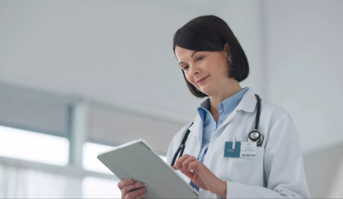 Πρωτοπόρες γυναίκες που έγραψαν ιστορία στην Ιατρική
