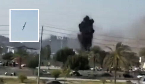 Νέο βίντεο από το πλήγμα στη Μινάμπ: Πύραυλος Tomahawk φαίνεται να χτυπά βάση των Φρουρών της Επανάστασης δίπλα στο σχολείο