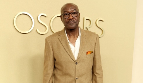 Ντελρόι Λίντο: Ο βετεράνος ηθοποιός που διεκδικεί για πρώτη φορά στα 73 του το χρυσό αγαλματίδιο