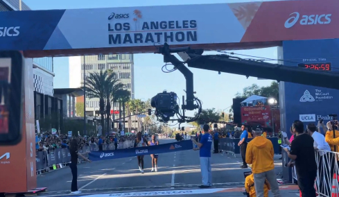 Αδιανόητος τερματισμός στον Μαραθώνιο του Λος Άντζελες, ο νικητής κρίθηκε για ένα... εκατοστό του δευτερολέπτου, βίντεο
