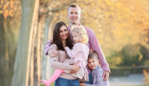 Μητέρα σκότωσε τα δύο παιδιά της και αυτοκτόνησε ενώ ο σύζυγός της έλειπε σε επαγγελματικό ταξίδι στη νότια Αμερική