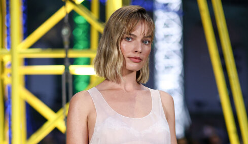 Η Μάργκοτ Ρόμπι εμφανίστηκε με κοντό καρέ, δείτε φωτογραφίες