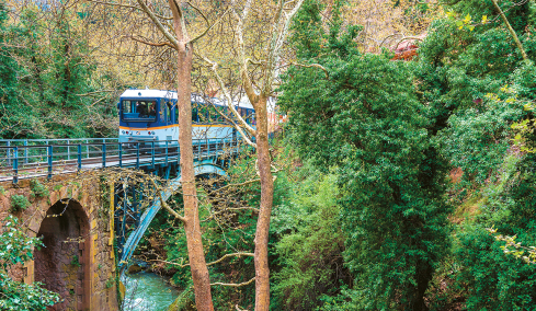 130 χρόνια Οδοντωτός: Το τεχνικό θαύμα του 1896 σε κρίσιμη στροφή - Οι ράγες «νοσούν», αναστάτωση και αντιδράσεις