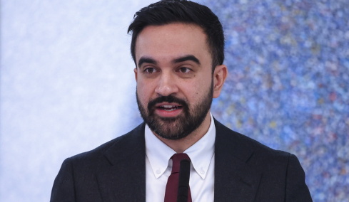 Αυτοσχέδιοι εκρηκτικοί μηχανισμοί κοντά στην κατοικία του Μαμντάνι, «πράξη τρομοκρατίας» λέει το FBI
