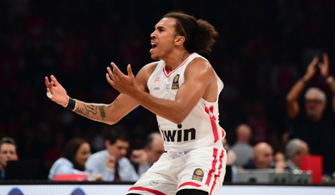 Γουόρντ για την επιστροφή του στο Παρίσι ως αντίπαλος της Παρί: Δεν θέλω να δείξω ασέβεια αλλά φυσικά να παίξω καλά