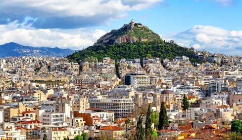 Ακίνητα από γονείς σε παιδιά: Πώς «σπάει» ο φόρος σε ψιλή κυριότητα και επικαρπία, δείτε παραδείγματα