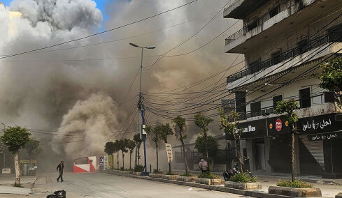 Τα Εμιράτα κλείνουν το μεγαλύτερο διυλιστήριο πετρελαίου της Μέσης Ανατολής, χτυπήθηκε από drone - Το Ιράν θέλει συνομιλίες, μπορεί να ξεκινήσουμε, λέει ο Τραμπ 