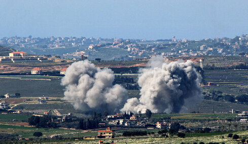 Θα συνεχίσουμε να ρίχνουμε πυραύλους για όσο χρειαστεί απαντά το Ιράν στον Τραμπ που απειλεί με θάνατο και φωτιά την Τεχεράνη για τα Στενά του Ορμούζ