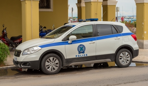 Θεσσαλονίκη: Πήγε να κλέψει φορτηγό και ο ιδιοκτήτης του επιτέθηκε με τσεκούρι, δύο συλλήψεις
