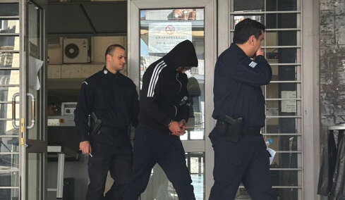 Προφυλακίστηκε ο 27χρονος οδηγός που παρέσυρε και σκότωσε τον 25χρονο στη Θεσσαλονίκη, «μακάρι να ήμουν εγώ στη θέση του», είπε