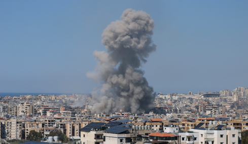 «Θα γεμίσουμε τον Περσικό με το αίμα των εισβολέων» λέει το Ιράν - Αν ο Λίβανος δεν σταματήσει τη Χεζμπολάχ θα τον καταλάβουμε και θα το κάνουμε εμείς, προειδοποιεί το Ισραήλ
