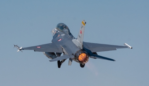 Κύπρος: Χαμηλές πτήσεις από τουρκικά F-16, σε συνεχή ετοιμότητα με εκπαιδευτικές πτήσεις τα ελληνικά μαχητικά
