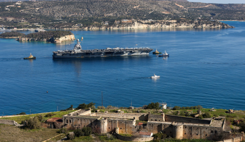 Συνελήφθη Πολωνός, ύποπτος για κατασκοπεία στη βάση της Σούδας