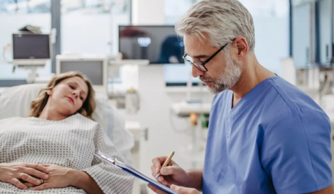 Έκρηξη 53% στα νοσοκομειακά φάρμακα – Οι μήνες με τη μεγαλύτερη κατανάλωση