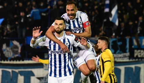 Ατρόμητος - ΑΕΚ 1-0 (Β' ημίχρονο): Προηγήθηκαν με Μήτογλου οι Περιστεριώτες, Live, δείτε το γκολ