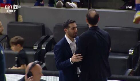 Οργή Μπαρτζώκα: «Κάθε χρόνο γίνονται τα ίδια σε αυτό το γήπεδο! Στον Πανιώνιο έχω αφήσει μισθούς και αυτό είναι το... ευχαριστώ», δείτε βίντεο