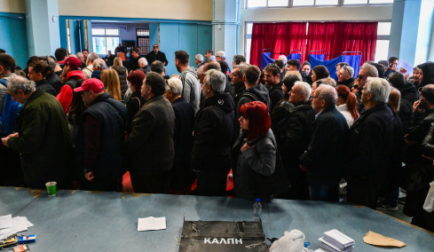 Πάνω από 150.000 μέλη ψήφισαν για τους συνέδρους του ΠΑΣΟΚ