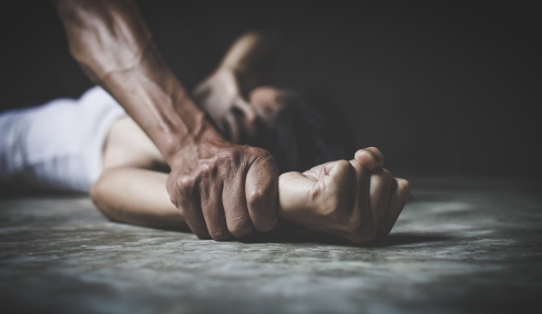 Ανήλικη κατήγγειλε ομαδικό βιασμό από πέντε άτομα στα Χανιά - Βιντεοσκοπούσαν τις πράξεις τους