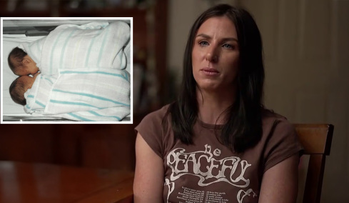 Απίστευτη αποκάλυψη έπειτα από τεστ DNA: Δίδυμες Αυστραλές έμαθαν ότι έχουν άλλους βιολογικούς γονείς λόγω λάθους στην εξωσωματική