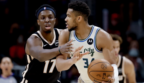 Ρήγμα στις σχέσεις του Αντετοκούνμπο με τους Μπακς: Τα «Ελάφια» του ζήτησαν να μην παίξει ξανά στη σεζόν, διαφωνεί ο Γιάννης