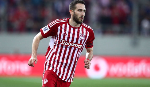 Ολυμπιακός: Στο Ρέντη ο Φορτούνης, είχε συνομιλία με τον Μεντιλίμπαρ 